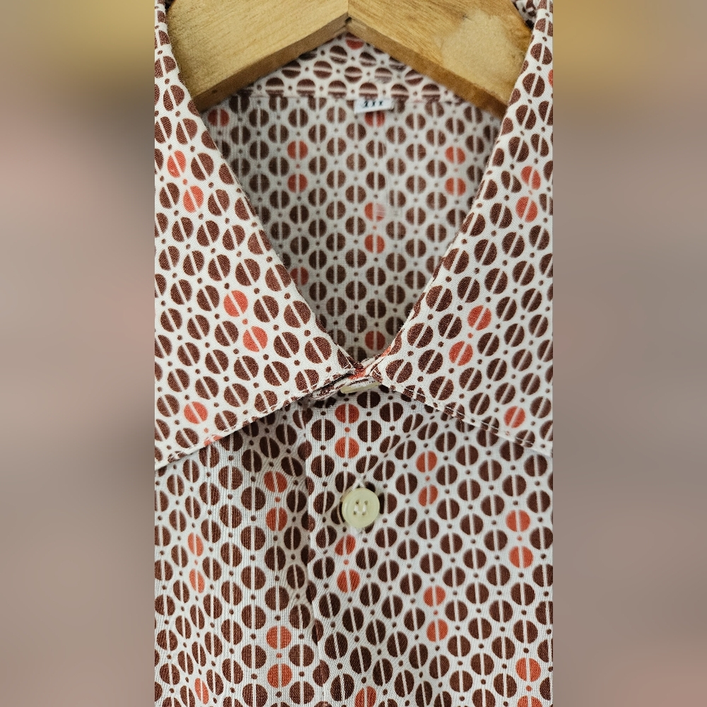 Vintage 50s 60s Stylish Brown and Orange Men's Button Down Shirt